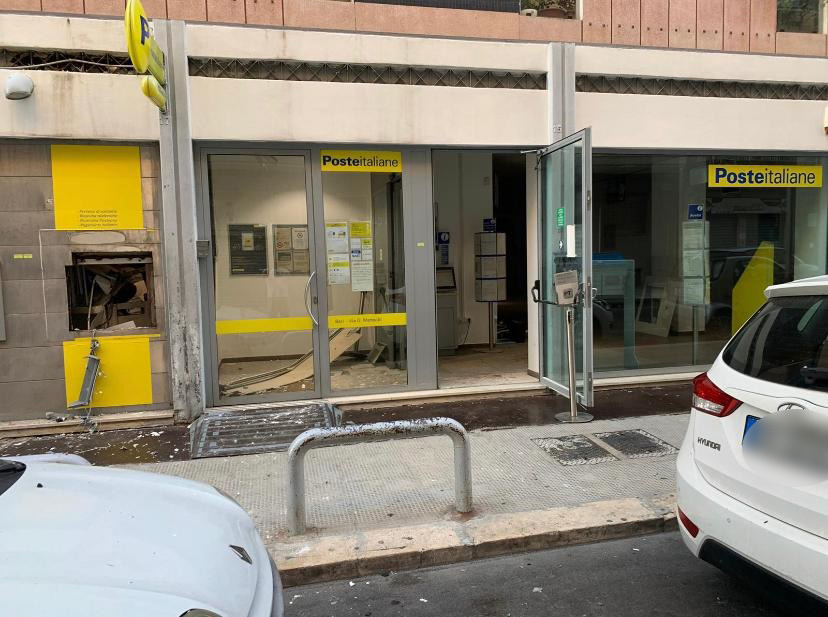 Bari, assalto alle Poste di piazza Umberto e via Matteotti. Caprio(Ugl): “Il Governo dia più risorse per la sicurezza”