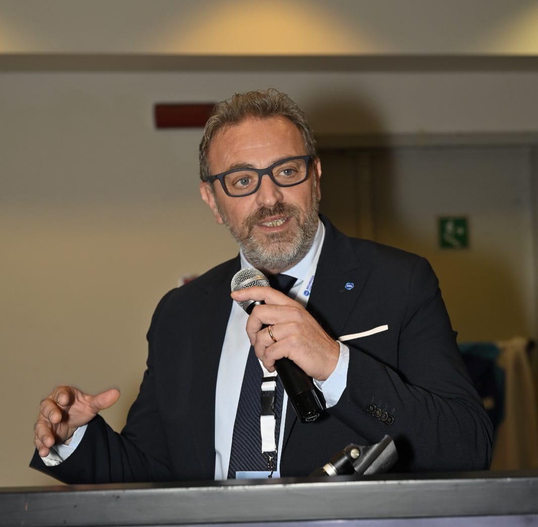 Bufera social su Antonio Caprio (Ugl Bari): insulti e minacce dopo il post sullo sciopero