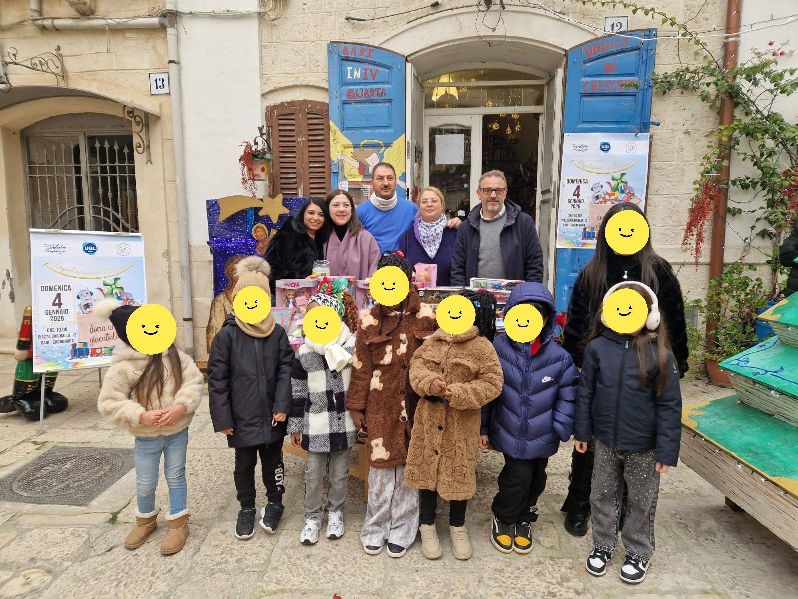 UGL Bari e Bari in Quarta, “Regaliamo un sorriso”, consegnati 40 giochi ai bambini a Carbonara di Bari