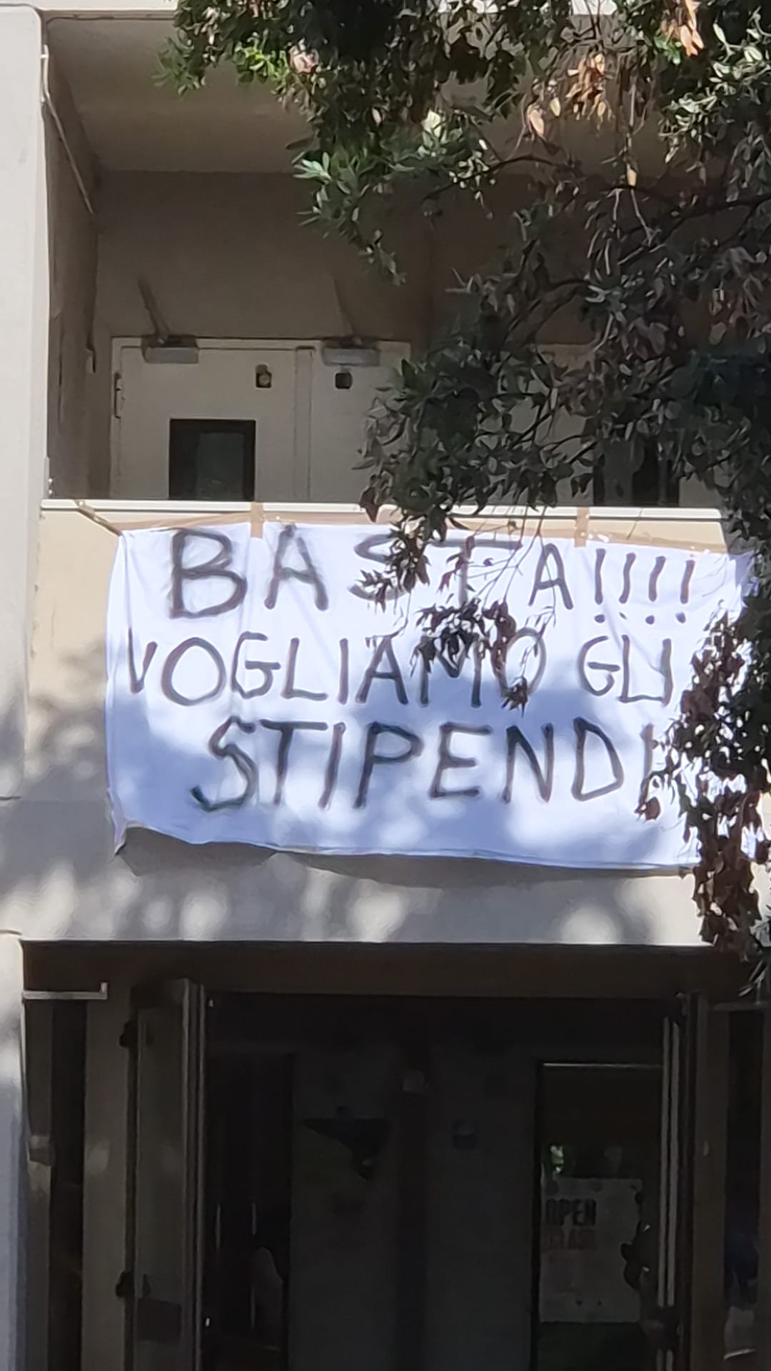 Pulizie all’Università di Bari, tredici lavoratori senza stipendio e appalto bloccato, Vasienti Ugl  “Lavoratori senza stipendio e senza certezze”